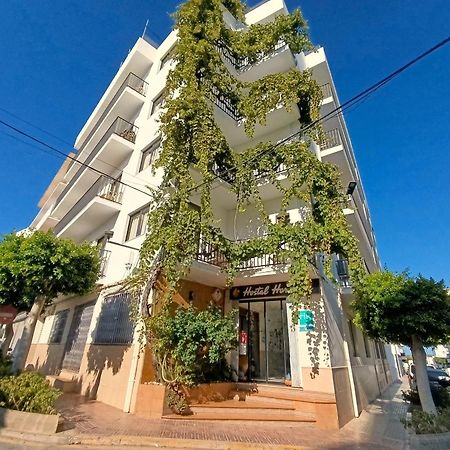 Hostal Horizonte Sant Antoni de Portmany Exterior foto The building of the university library