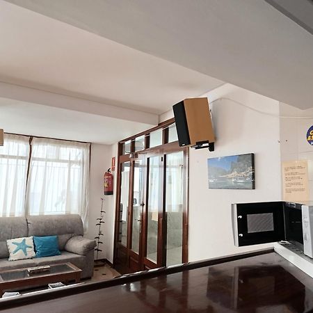 Hostal Horizonte Sant Antoni de Portmany Exterior foto A 3D rendering of a living room